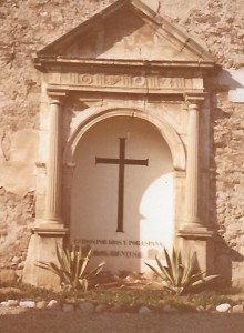 Cruz de los Caídos fins l'any 1979 (Arxiu Lázaro)