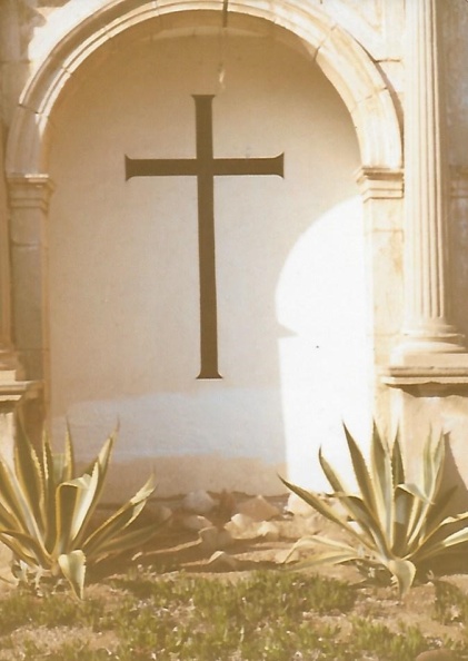 Aspecte de la creu un cop esborrades les lletres (Arxiu Lázaro)