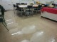 La rotura d’una conducció d’aigua provoca la inundació de part de l’Escola Xarau