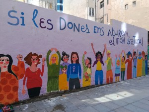 mural-feminista-gairebe-acabat-carrer-Bòria